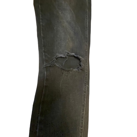 Zara distressed skinny jeans. - Picture 6 of 13